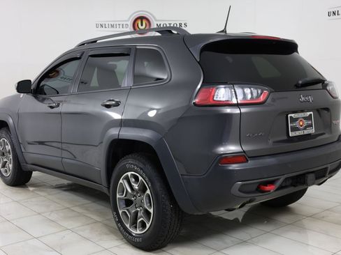 Used 2021 Jeep Cherokee Trailhawk w/ Sun, Sound & Nav Group AWD/4WD image 4
