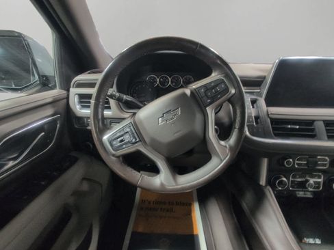 Used 2021 Chevrolet Tahoe Z71 w/ Z71 Signature Package image 12