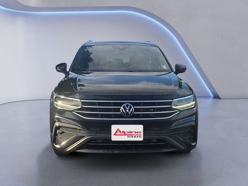 Used 2022 Volkswagen Tiguan SE image 8