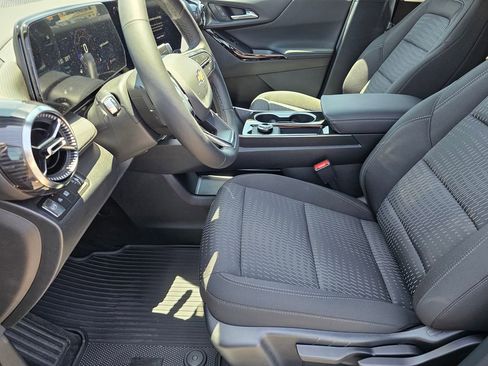 New 2026 Chevrolet Equinox LT FWD image 21