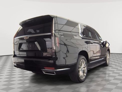 Used 2021 Cadillac Escalade ESV Premium Luxury AWD/4WD image 2