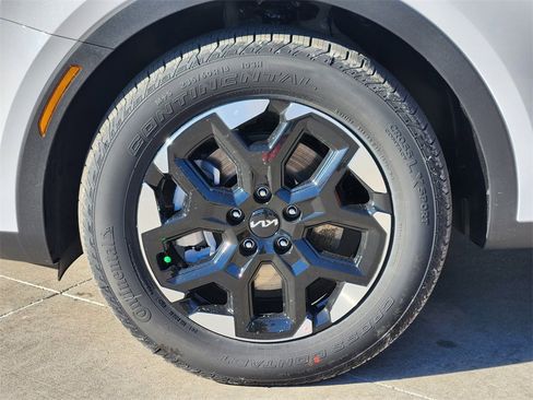 New 2026 Kia Sorento S w/ S Panoramic Sunroof Package image 7