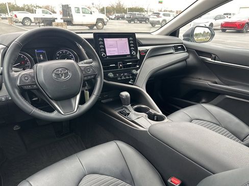 Certified 2021 Toyota Camry SE w/ Cold Weather Package image 28