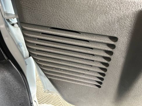 Used 2024 Chevrolet Express 2500 w/ Driver Convenience Package image 27