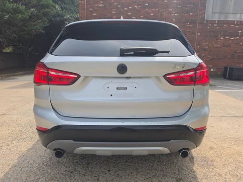 Used 2017 BMW X1 xDrive28i AWD/4WD image 3