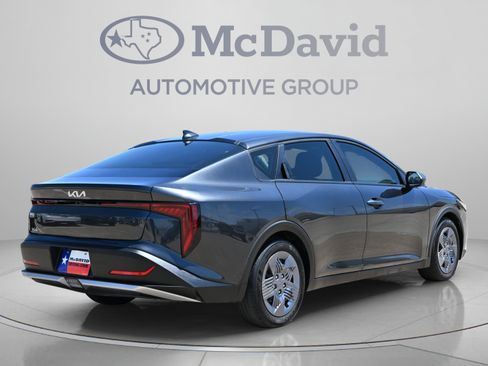 Used 2025 Kia K4 FWD image 6