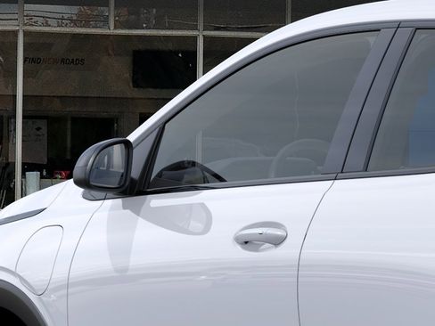 New 2027 Chevrolet Bolt LT w/ Comfort Package FWD image 36
