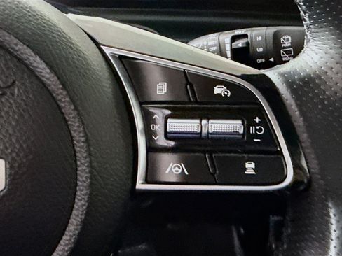 Used 2024 Kia Seltos SX w/ SX Sunroof Package AWD/4WD image 15