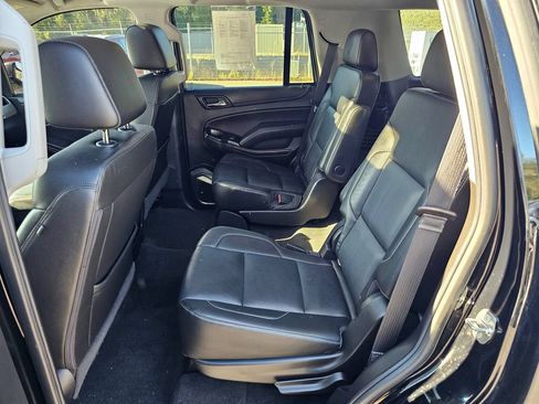 Used 2018 GMC Yukon SLT AWD/4WD image 25
