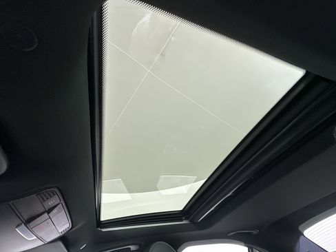 Used 2020 Mercedes-Benz C 300 4MATIC Sedan image 21