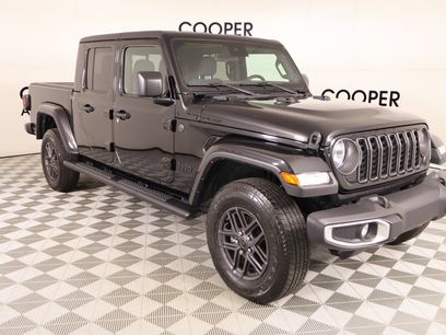 Used 2024 Jeep Gladiator Sport