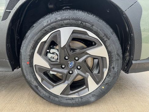 New 2026 Subaru Crosstrek 2.5i Limited w/ Crosstrek Mirror Package image 2