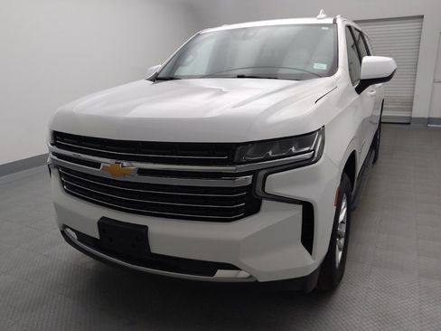 Used 2021 Chevrolet Suburban LT AWD/4WD image 15