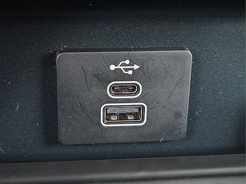 Certified 2025 Ford F150 XLT w/ Equipment Group 301A Standard image 18