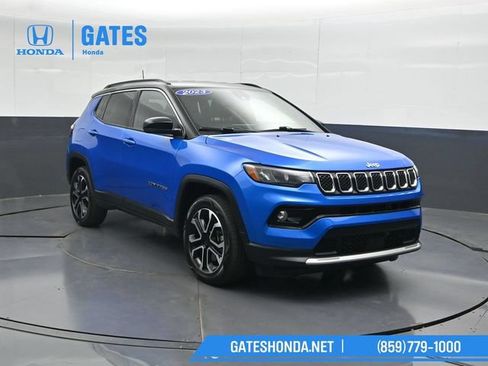Used 2023 Jeep Compass Limited AWD/4WD image 4