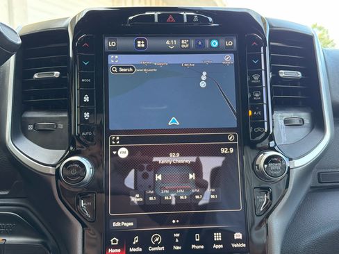 Used 2024 RAM 3500 Big Horn w/ Night Edition AWD/4WD image 44