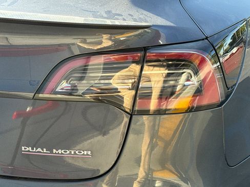 Used 2022 Tesla Model 3 Performance AWD/4WD image 7