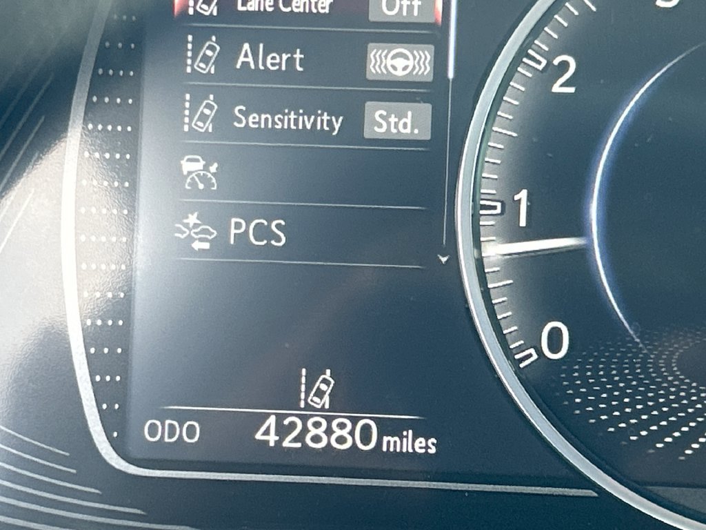 Used 2022 Lexus ES 350 Ultra Luxury w/ Accessory Package 2 FWD image 27