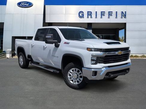 Used 2025 Chevrolet Silverado 2500 LT AWD/4WD image 1