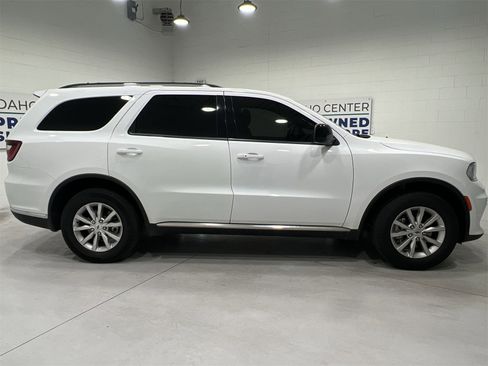 Used 2024 Dodge Durango SXT image 9