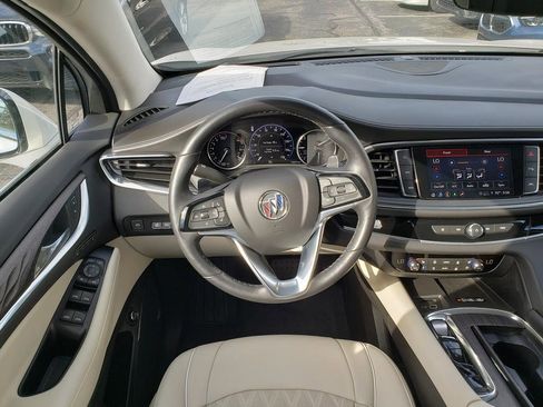 Used 2022 Buick Enclave Avenir w/ Avenir Technology Package image 14
