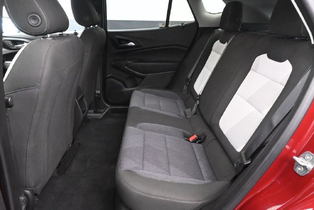 Used 2024 Chevrolet Trax LS w/ LS Convenience Package FWD image 26