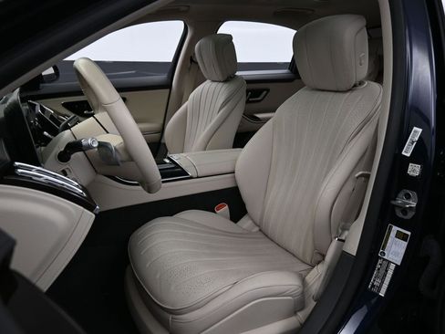 Used 2022 Mercedes-Benz S 500 4MATIC image 5