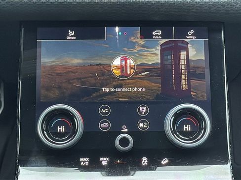 Used 2020 Land Rover Range Rover Velar R-Dynamic S image 24