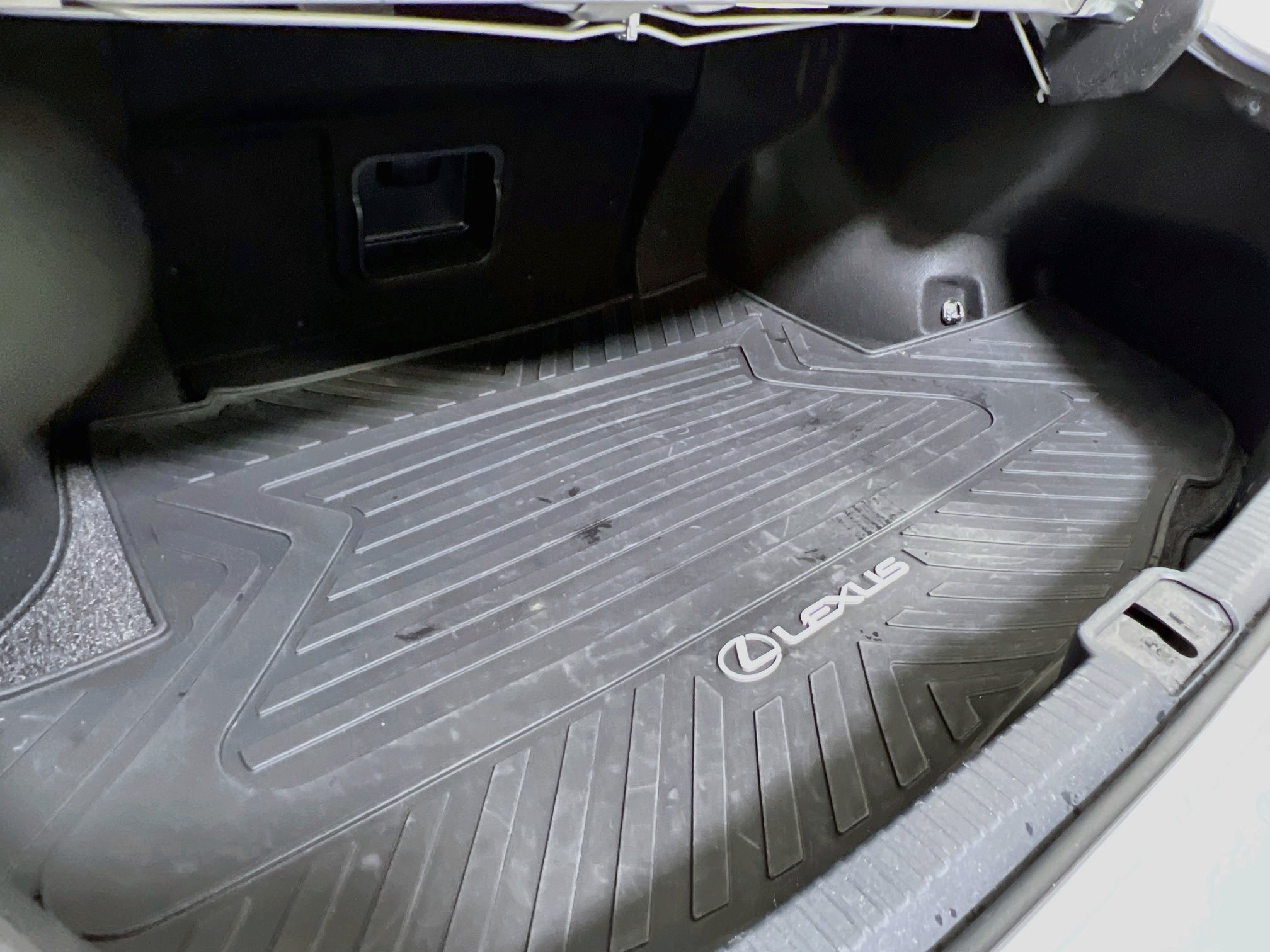 Used 2024 Lexus ES 350 w/ Premium Package FWD image 25