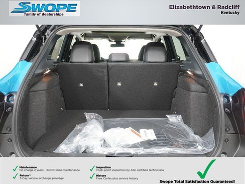 New 2025 Nissan Kicks SR w/ SR Premium Package image 10