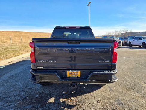 Used 2023 Chevrolet Silverado 1500 Custom Trail Boss image 5
