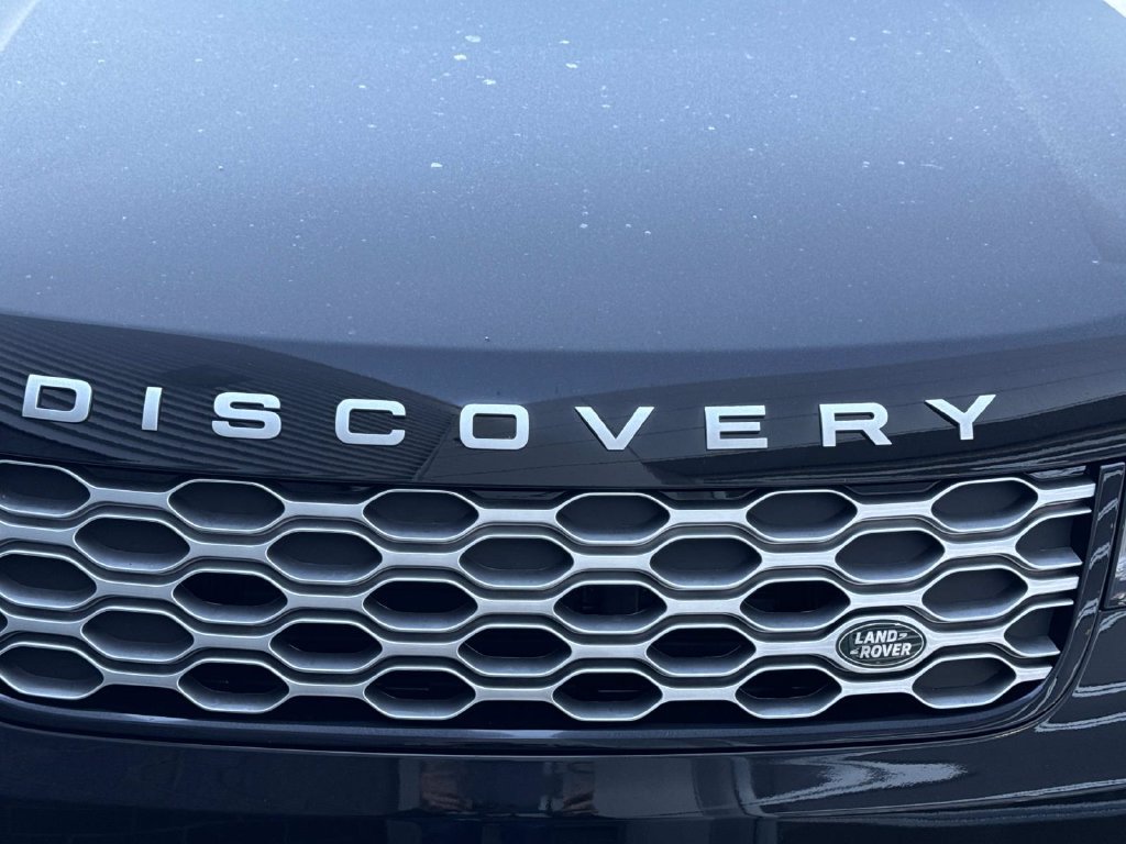 New 2026 Land Rover Discovery Limited Edition AWD/4WD image 10