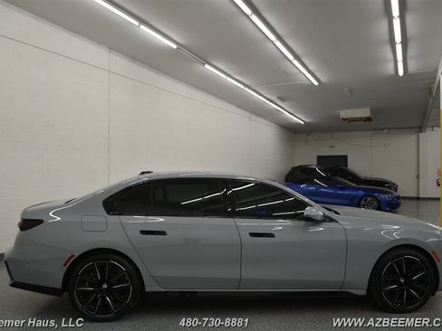 Used 2024 BMW 740i w/ M Sport Professional Package RWD image 10
