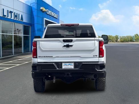 New 2026 Chevrolet Silverado 2500 LTZ w/ LTZ Plus Package AWD/4WD image 7
