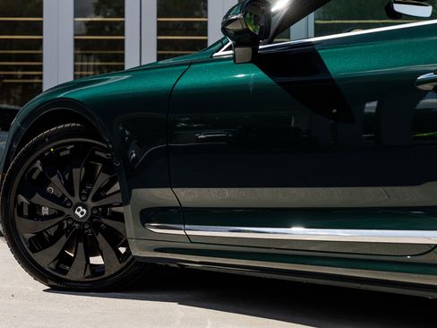 New 2026 Bentley Continental GTC image 9