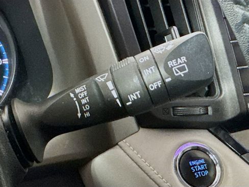 Used 2018 Toyota RAV4 XLE image 13