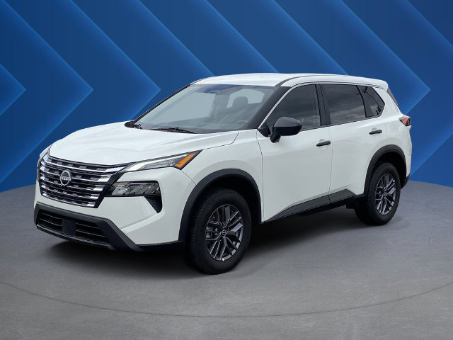 Used 2025 Nissan Rogue S AWD/4WD image 7