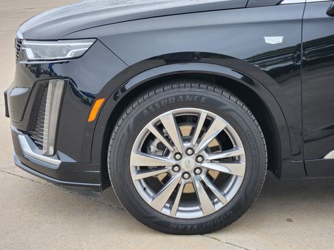 Certified 2023 Cadillac XT6 Premium Luxury w/ Technology Package FWD image 28