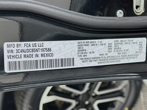 Used 2022 Jeep Compass Limited AWD/4WD image 12