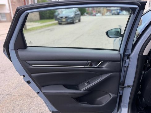 Used 2022 Honda Accord Sport Special Edition image 16