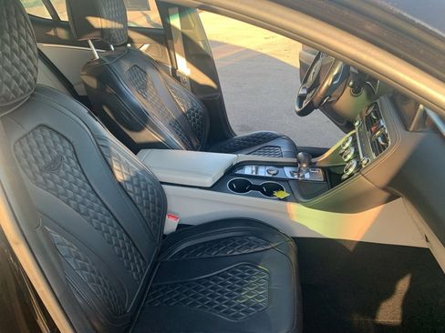 Used 2023 Genesis G70 2.0T image 18