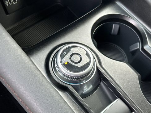 New 2026 Ford Explorer Active w/ Active Comfort Package RWD image 25