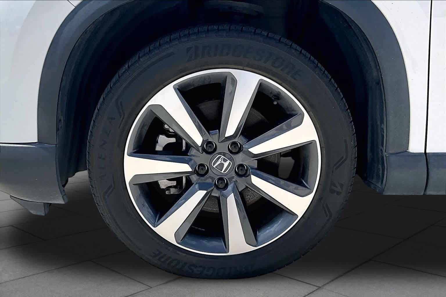 Used 2023 Honda Pilot Elite image 10