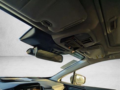 Certified 2024 Subaru Crosstrek 2.0i Premium image 20