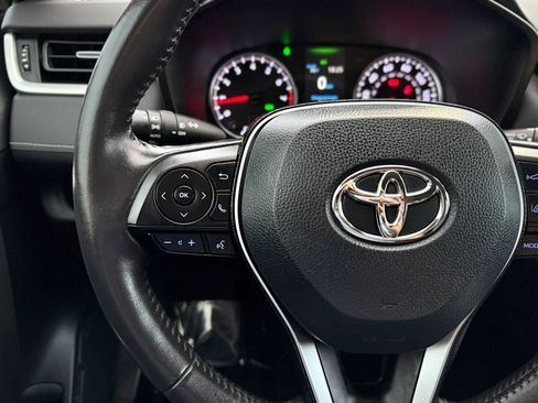 Used 2019 Toyota RAV4 XLE Premium w/ Cold Weather Package AWD/4WD image 29