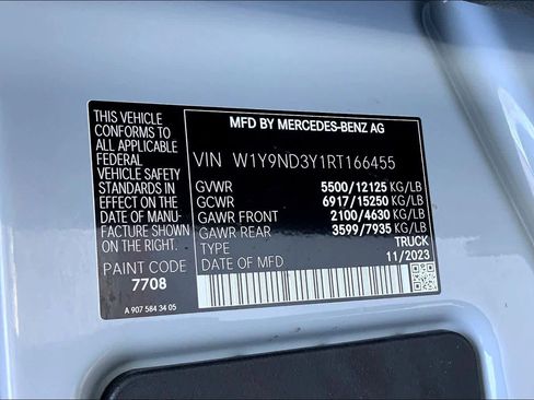 Used 2024 Mercedes-Benz Sprinter 4500 image 27