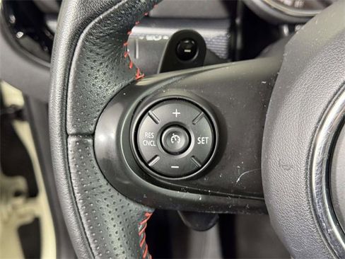 Used 2019 MINI Cooper Clubman S w/ Premium Package image 22