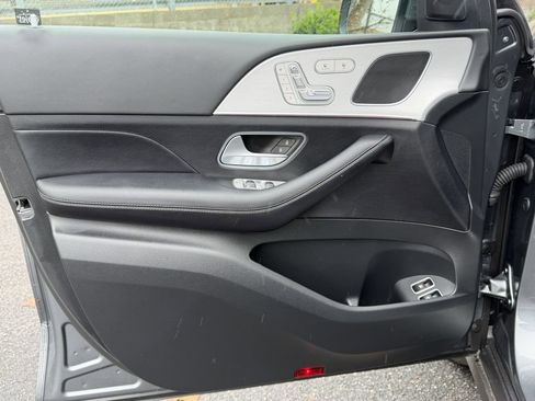 Certified 2025 Mercedes-Benz GLE 450e 4MATIC image 18