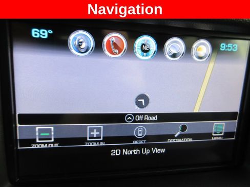 Used 2018 Chevrolet Suburban LT RWD image 16