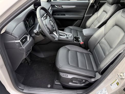 New 2025 MAZDA CX-5 AWD 2.5 S w/ Premium Plus Pkg image 11